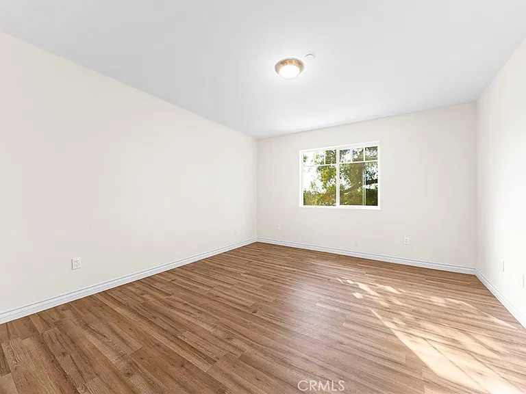 5639 Huntington Dr N #1 — Photo 15