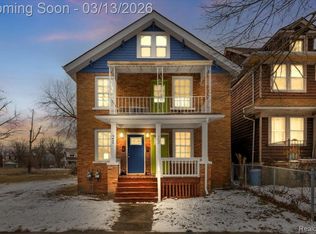 21 North St, Highland Park, MI