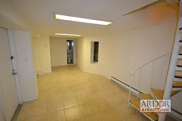 Rented by ArdorNY