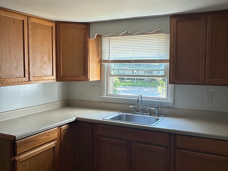 93 E Main St #2 — Photo 8