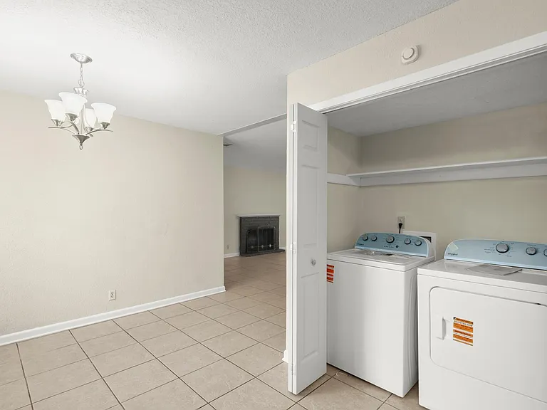 3801 Foust Trl #B — Photo 7