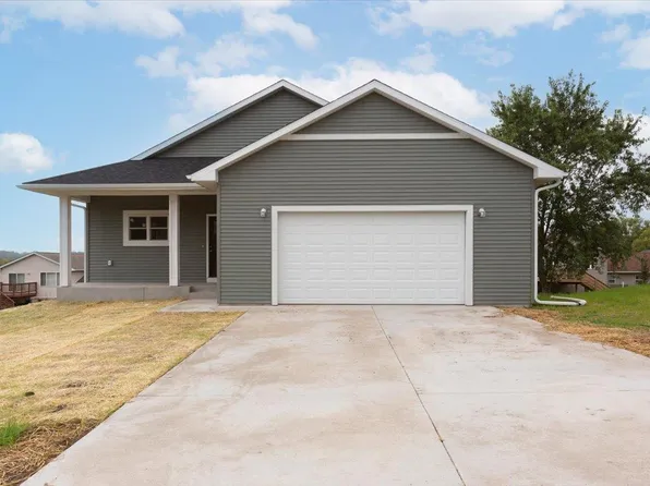104 Prairie Cir, Woodville, WI 54028