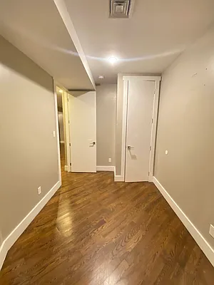 Rented by The Brokerage Group LLC | media 28