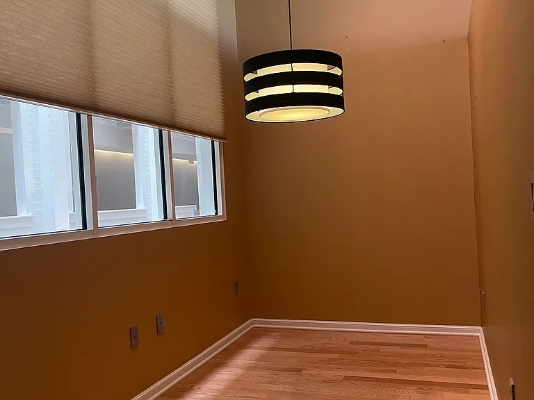400 Pike St — Photo 11