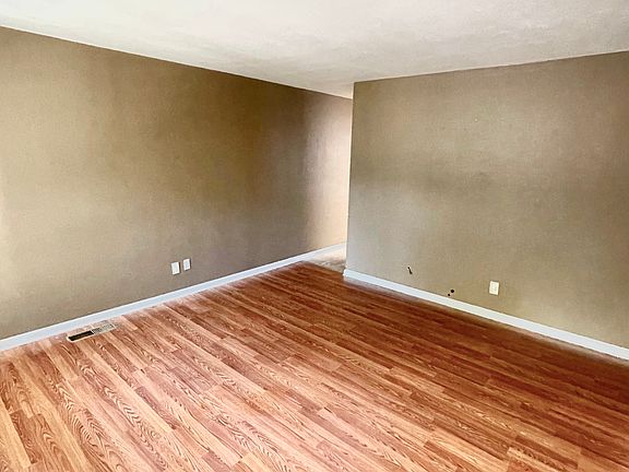 301693246_798223894718614_9159001666148425949_n_11032022