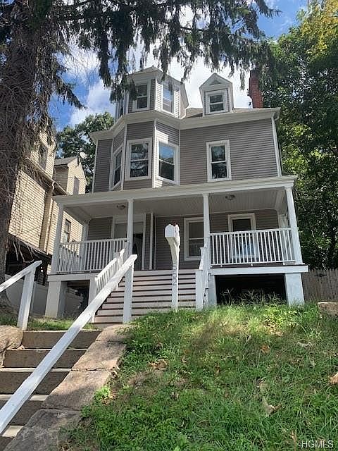 1st image of 552 Warburton Ave #1