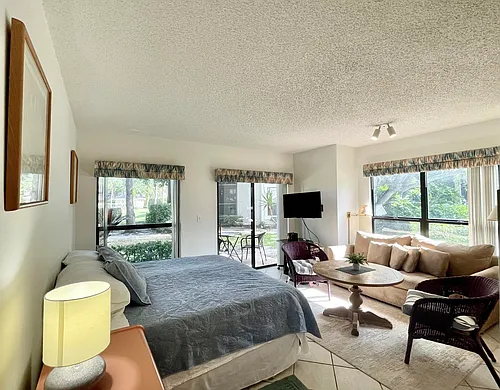 11863 Wimbledon Cir #447 Photo 1
