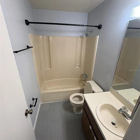 411 Garden Dr #1 — Photo 16
