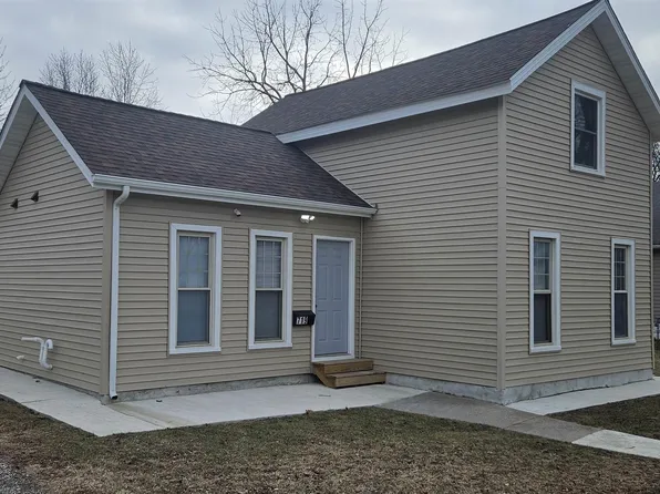 719 W 7th St, Waterloo, IA 50702