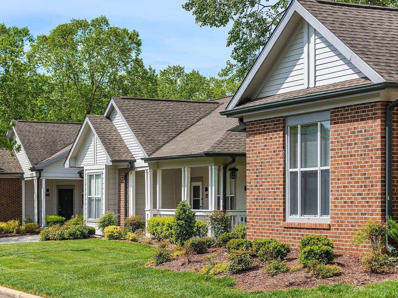 J501 Estates Cottages & Townhomes — Photo 4
