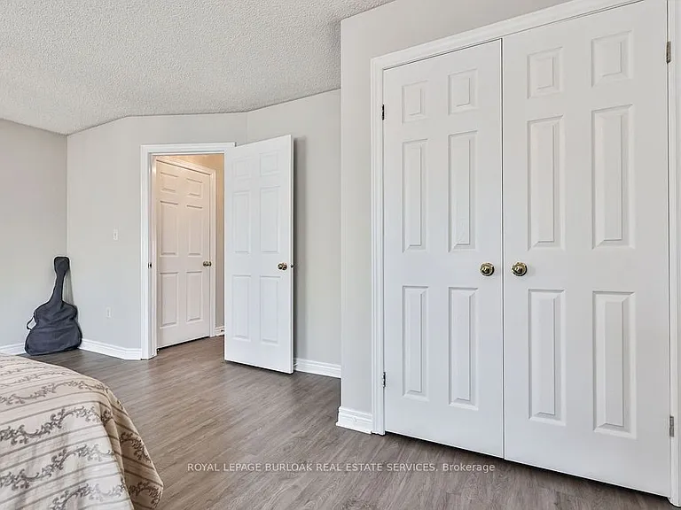 4045 Upper Middle Rd #20 — Photo 24