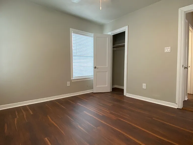 2118 Burnet St — Photo 9