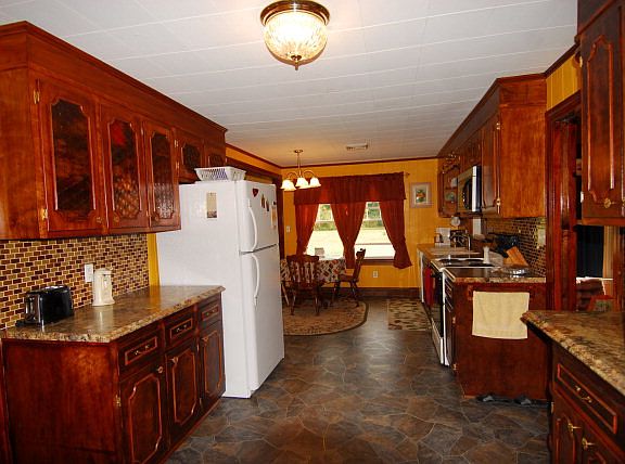 4th image of 8304 Northumberland Hwy
