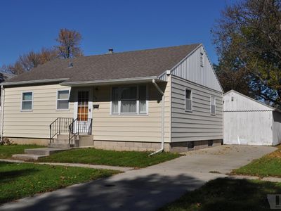 614 W 9th St, Carroll, IA, 51401