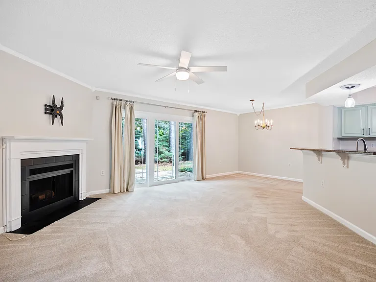 7630 Falcon Rest Cir — Photo 4
