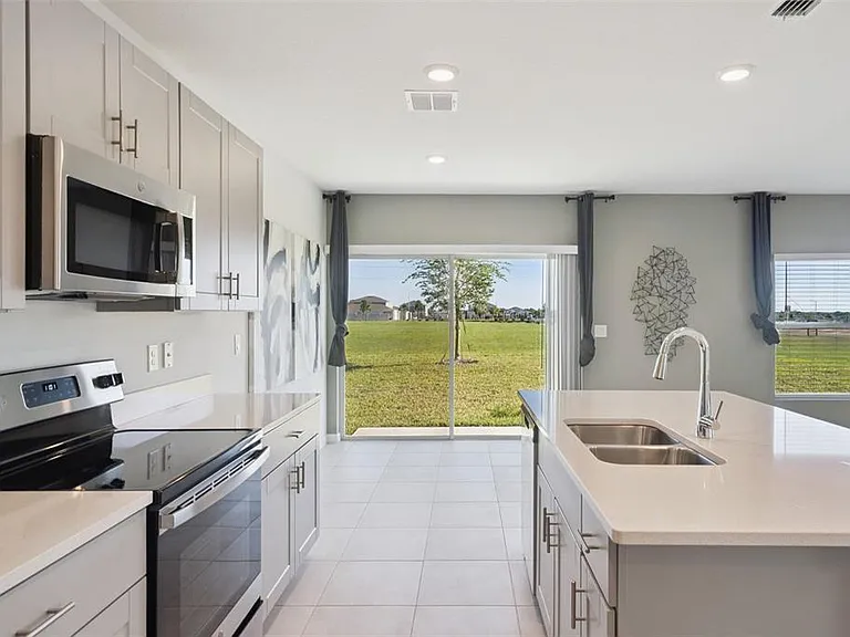 4904 Bluebell Ct — Photo 13