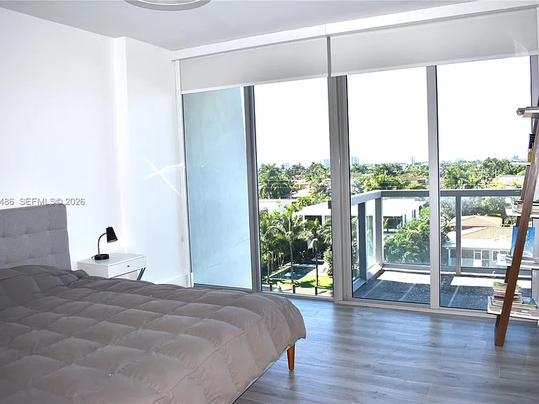 9940 W Bay Harbor Dr #6D — Photo 14