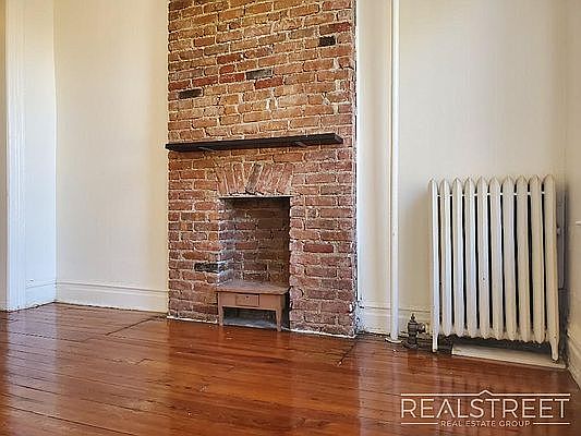 5th image of 340 21st St