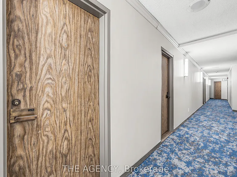 2360 Dundas St W #1613B — Photo 5