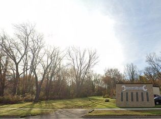 26531 Eureka Rd, Taylor, MI 48180