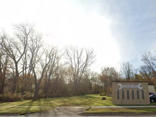 26531 Eureka Rd, Taylor, MI 48180