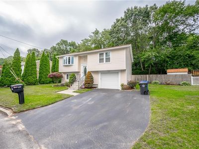 126 Newell St, West Warwick, RI, 02893