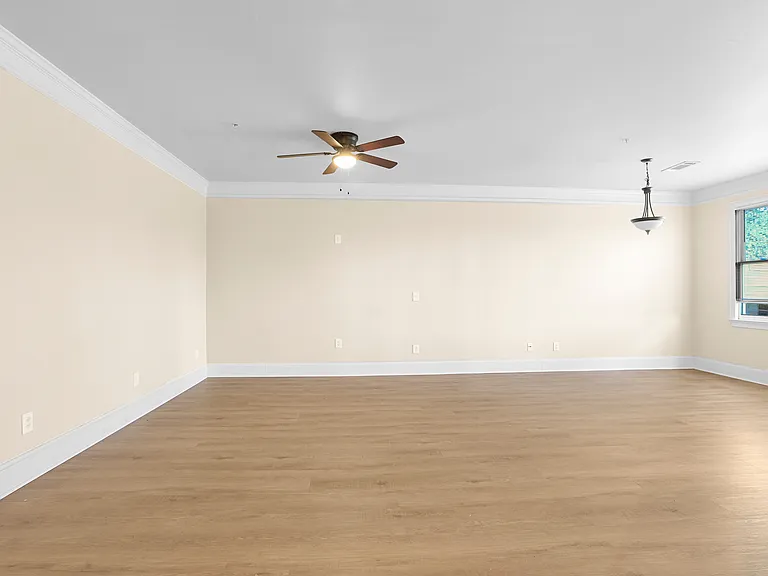 174 Woodhaven Way — Photo 18