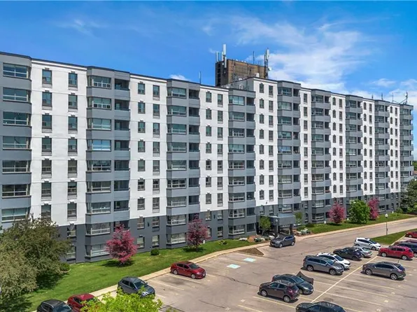 200 Jamieson Pkwy #712, Cambridge, ON N3C 4B5