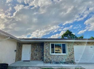 1150 NW 83rd Way, Hollywood, FL 33024