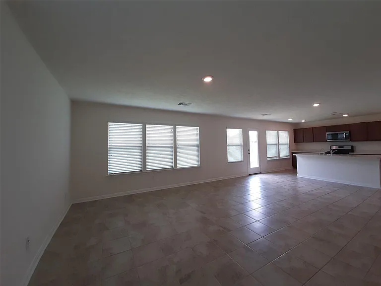 4834 Lucky Fawn Ln — Photo 3