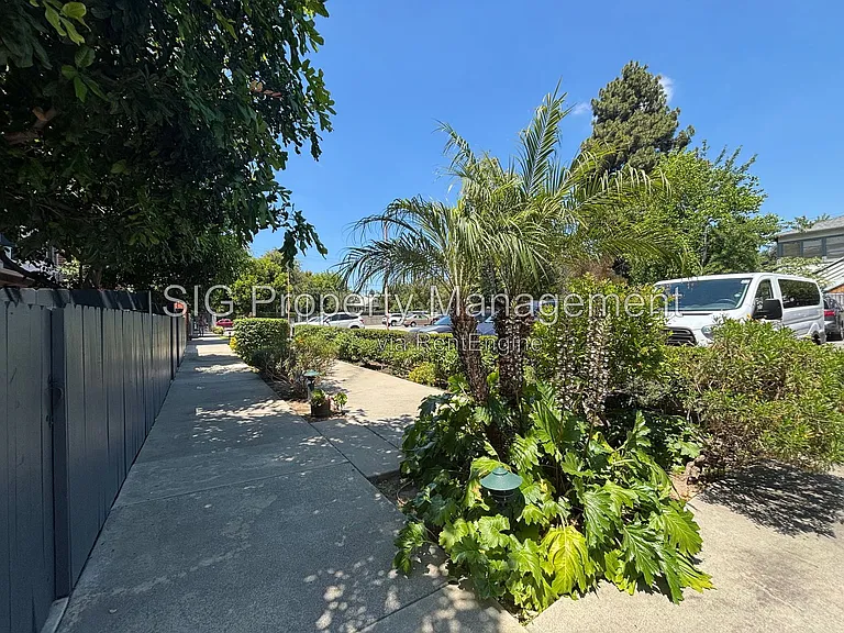 Oakland Summit — Photo 21