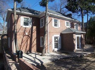 4570 Henry Hudson Pkwy E, Bronx, NY 10471