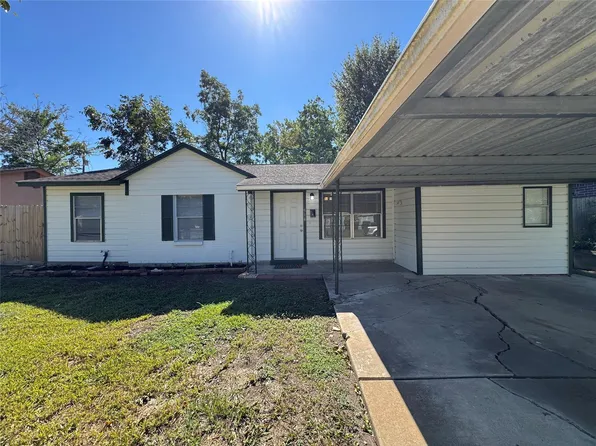 514 Bertloma St, Pasadena, TX 77502