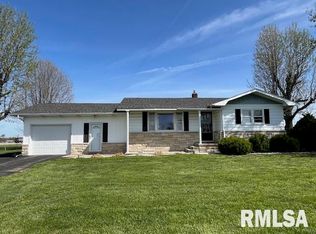 16906 Stahlhut Rd, Marion, IL 62959