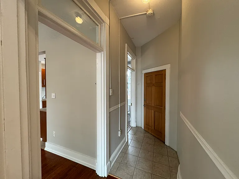 211 E King St #2 — Photo 6