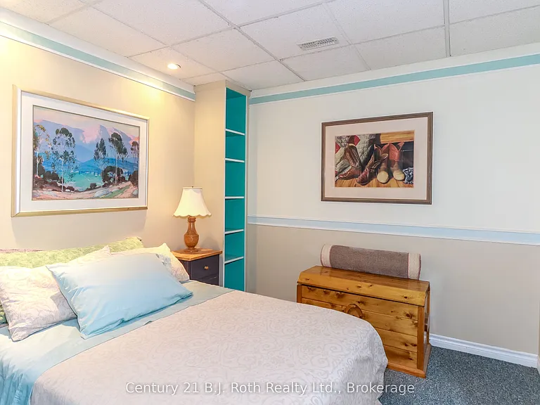 20B Grant Ave — Photo 4