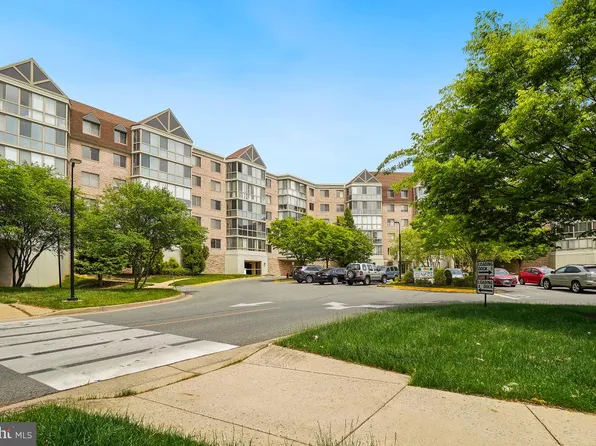 2901 S Leisure World Blvd Unit 315, Silver Spring, MD 20906