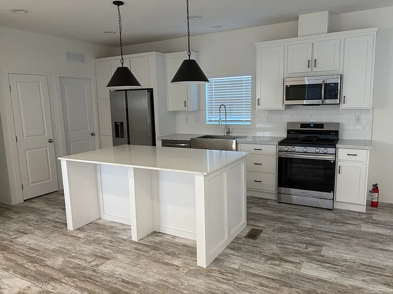 9441 Domer Rd — Photo 6
