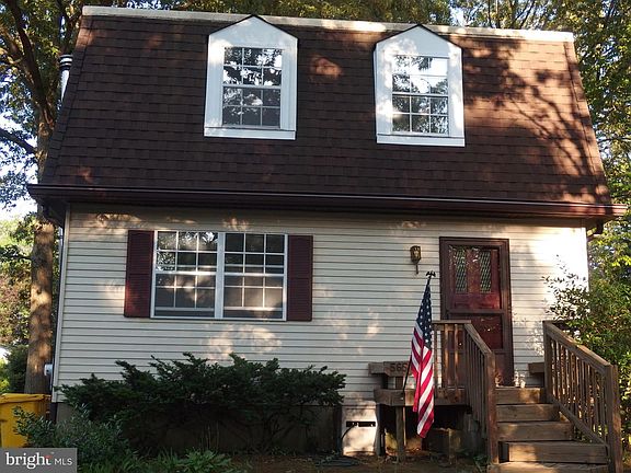 2nd image of 565 West Dr