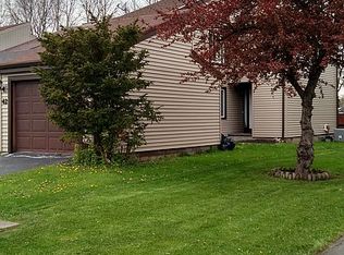 42 Tilegate Gln, Fairport, NY 14450