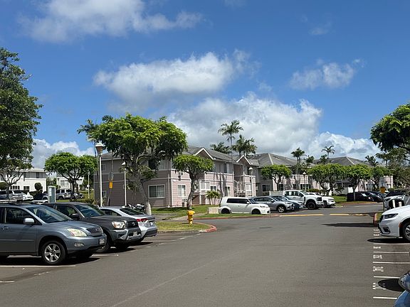 3rd image of 95-1063 Kaapeha St