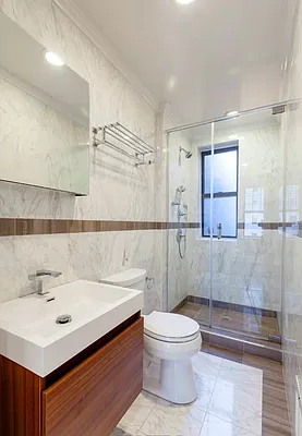 Rented by Compass | media 21