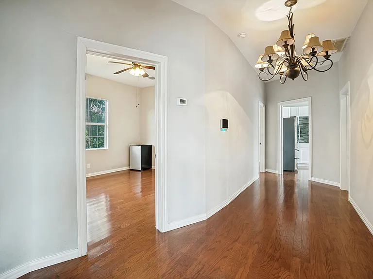 2219 N Flores St — Photo 3