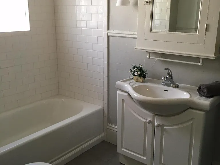 3856 Nicollet Ave — Photo 5