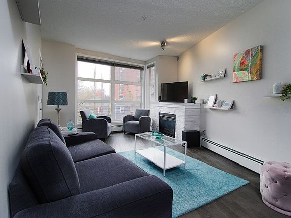 4th image of 315 24th Ave SW #319