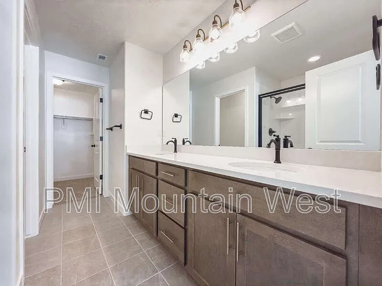 2606 N 2125 W — Photo 28