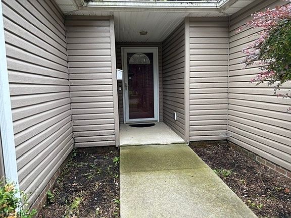 2nd image of 1794 Wakefield Dr