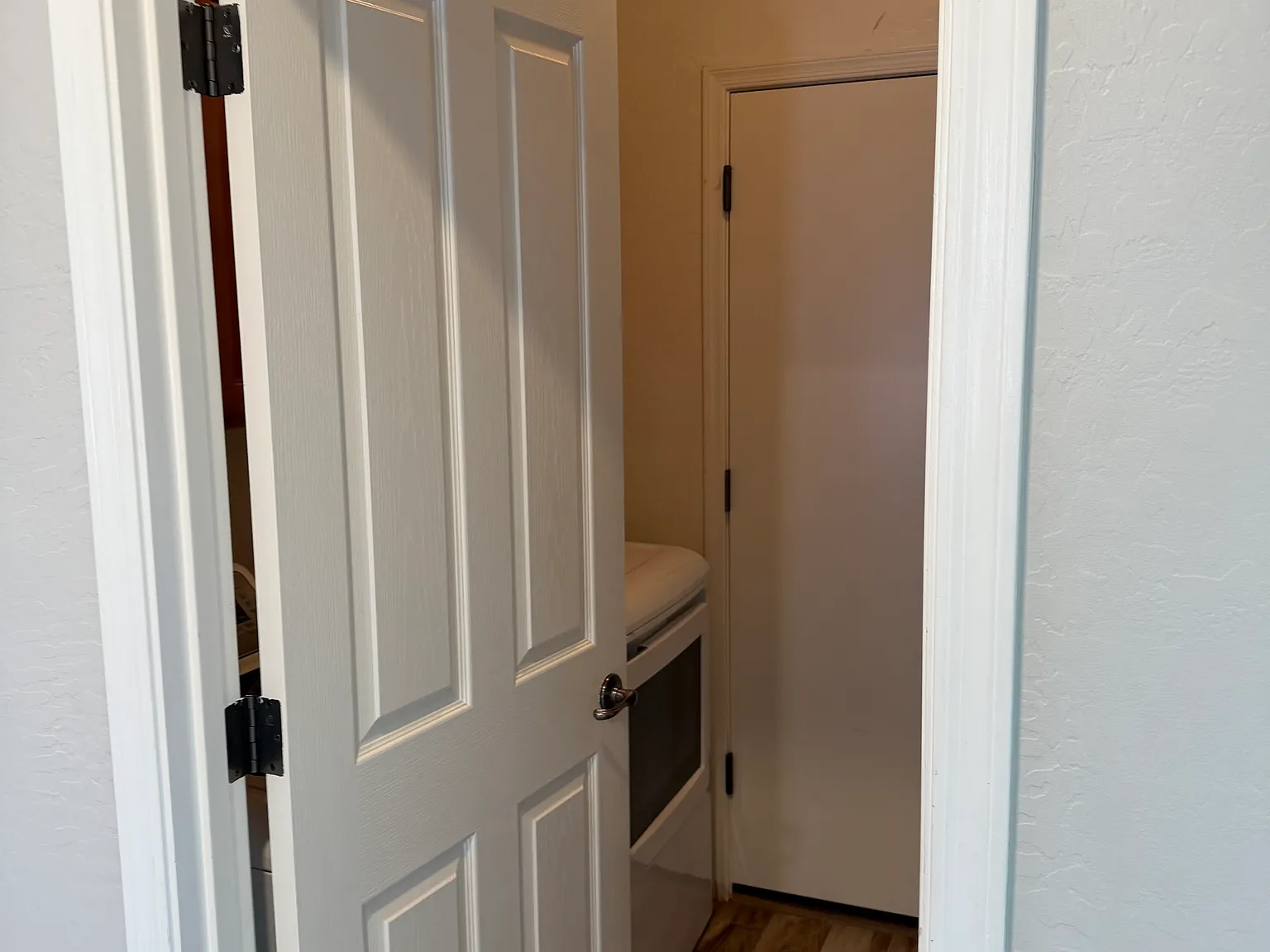 4 bed, 2849 sqft, $2,700 — Photo 3