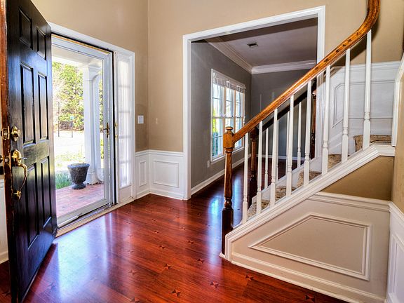 2nd image of 4915 Agate Dr