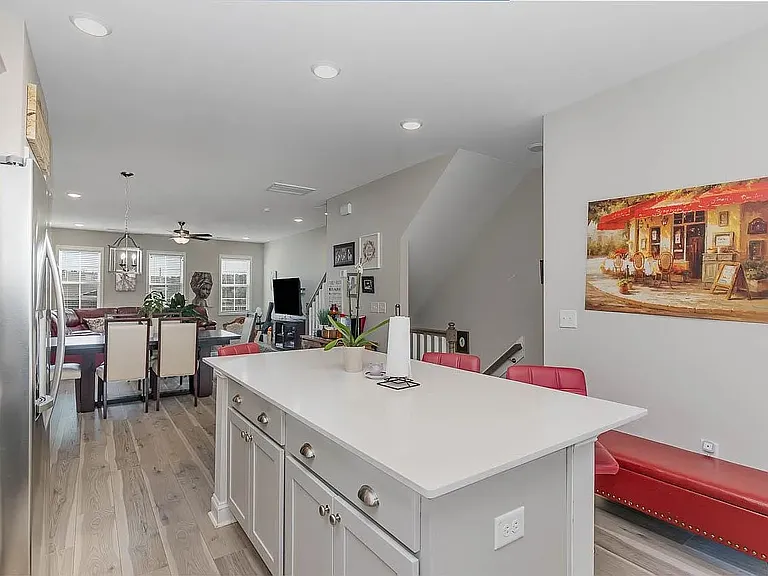1006 Gateway Commons Cir — Photo 13
